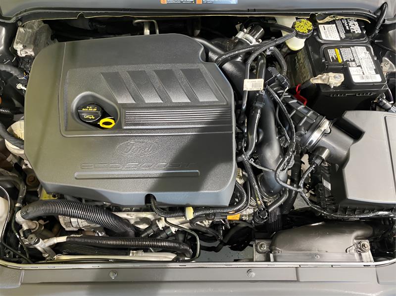 2020 Ford Fusion SE photo 25