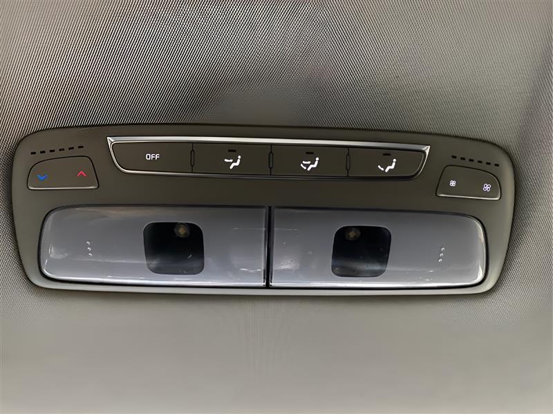 2020 Kia Telluride S photo 16