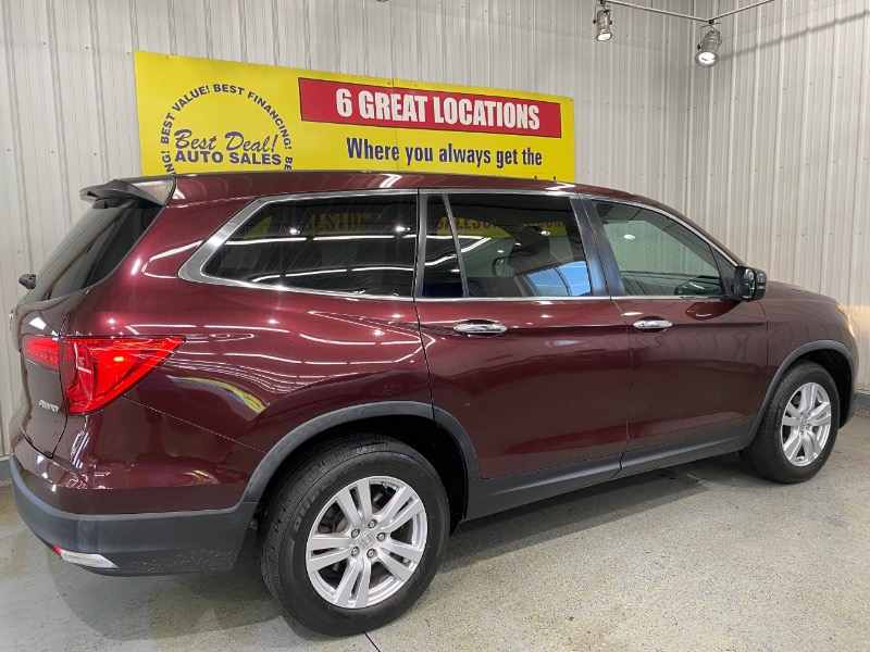2016 Honda Pilot LX photo 6