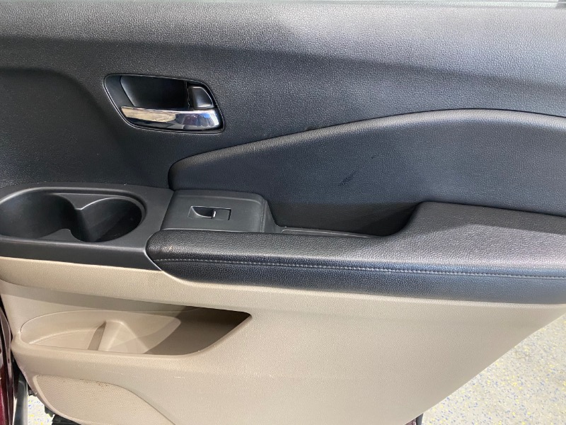 2016 Honda Pilot LX photo 26
