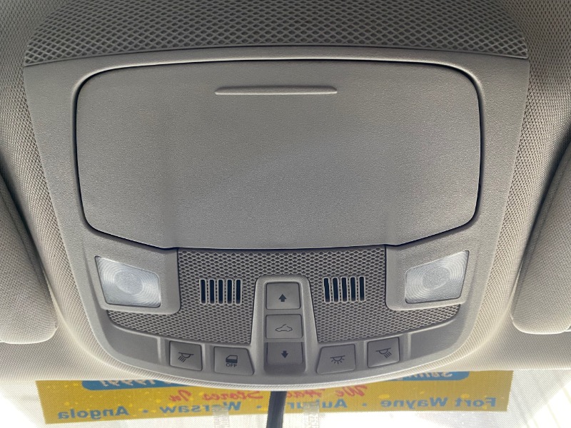 2016 Ford Fusion SE photo 22