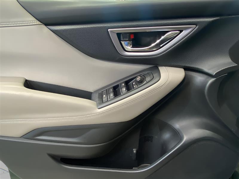 2022 Subaru Forester Premium photo 17