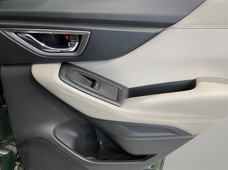 2022 Subaru Forester Premium photo 23