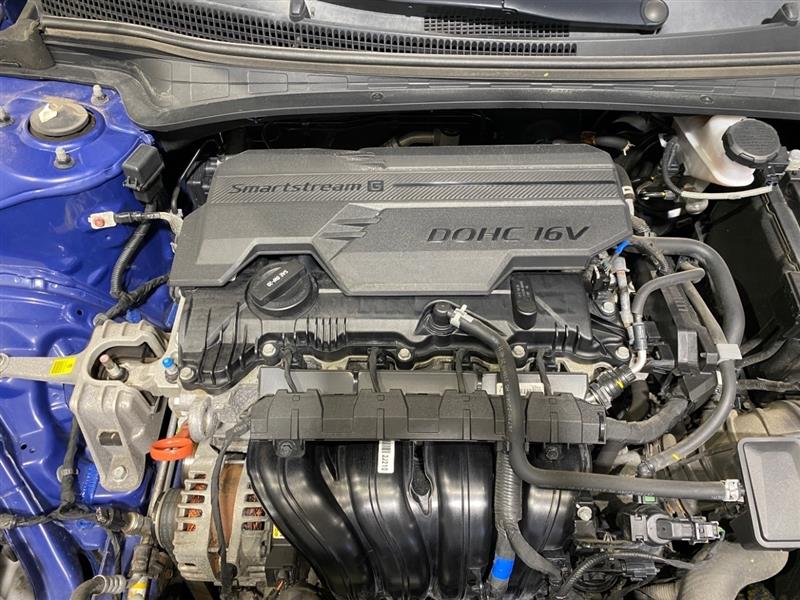 Hyundai Elantra Base 2022