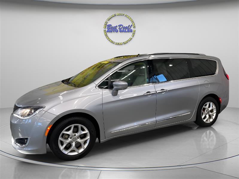2018 Chrysler Pacifica Touring-L Plus