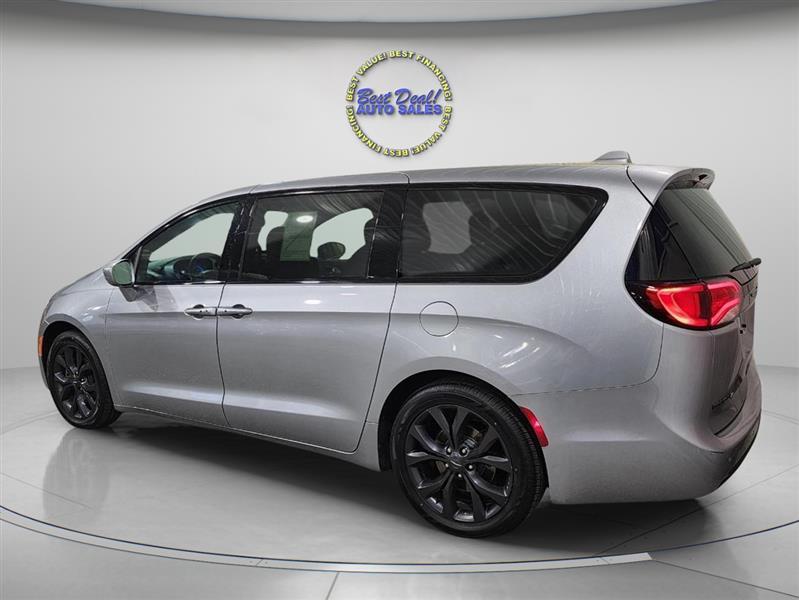 Chrysler Pacifica  2020