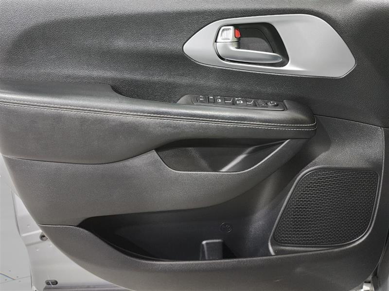 Chrysler Pacifica  2020