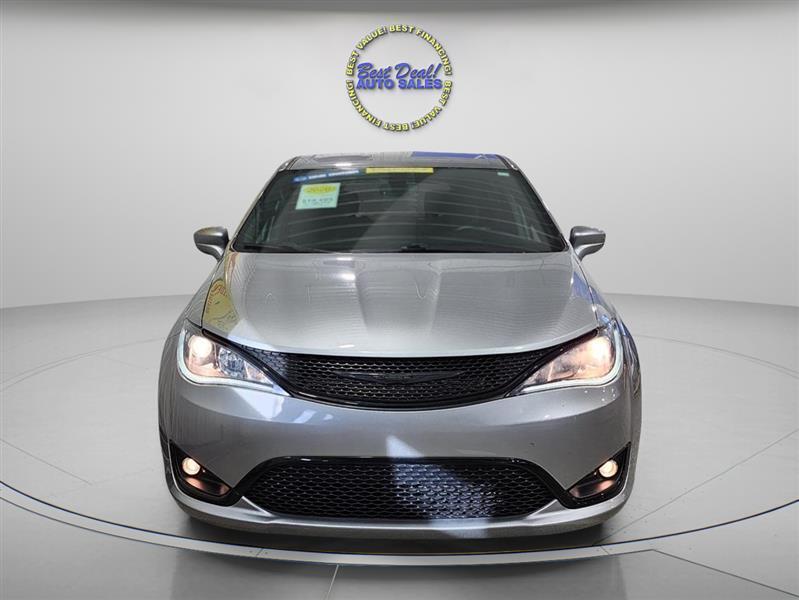 Chrysler Pacifica  2020