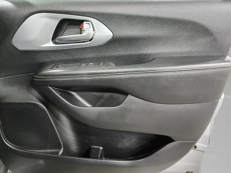 Chrysler Pacifica  2020