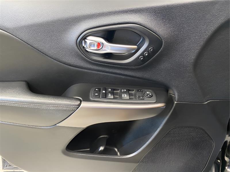 Jeep Cherokee Limited 4WD 2019 Jeep Cherokee Limited 4WD 2019