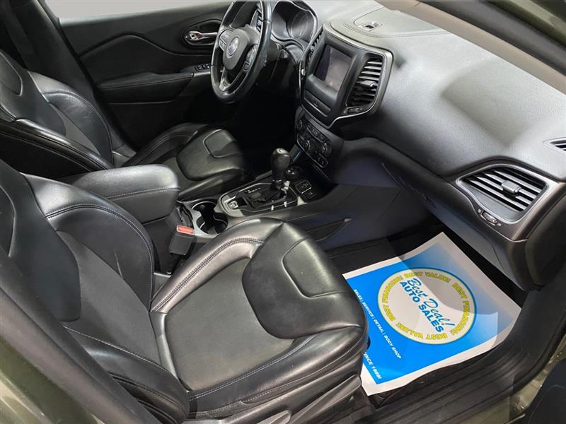 Jeep Cherokee Latitude Plus 4WD 2019