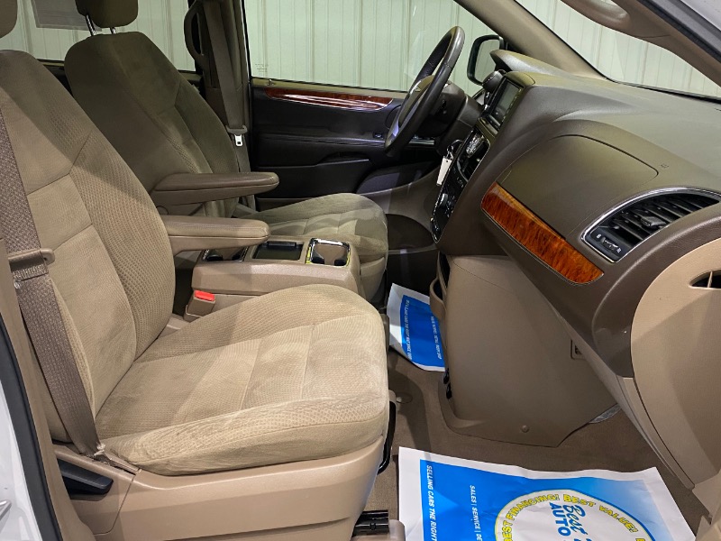 Chrysler Town & Country Touring 2016