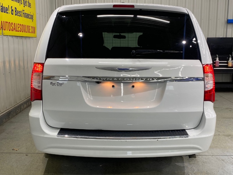 Chrysler Town & Country Touring 2016