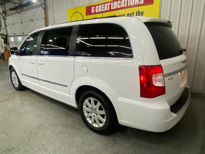 Chrysler Town & Country Touring 2016