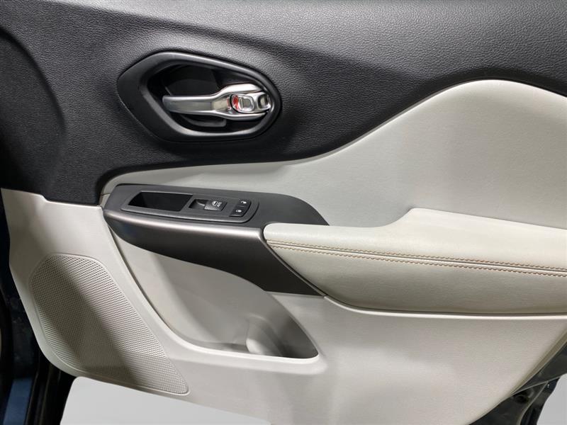 Jeep Cherokee Latitude Lux 4WD 2021