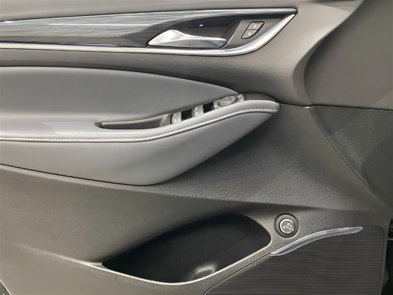 Buick Enclave Essence AWD 2018