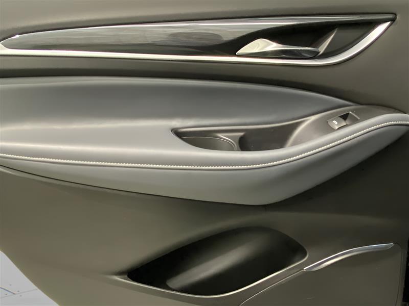 Buick Enclave Essence AWD 2018