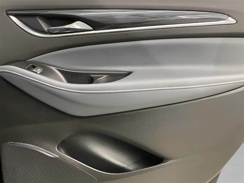 Buick Enclave Essence AWD 2018