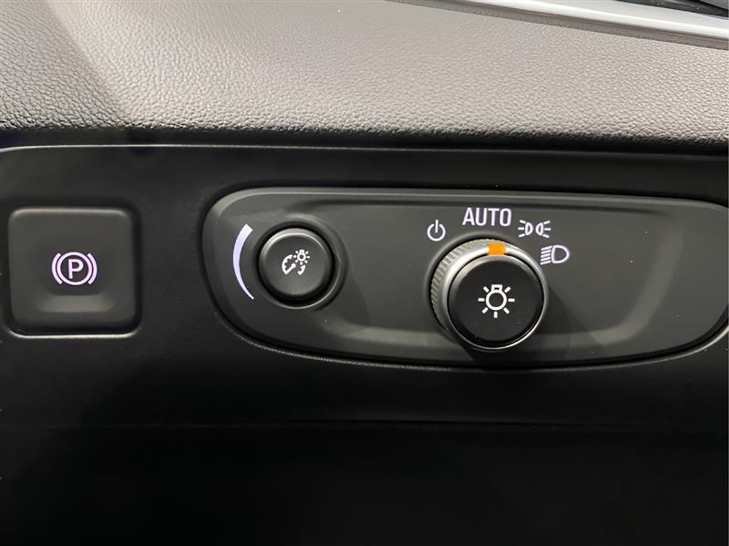 Buick Enclave Essence AWD 2018