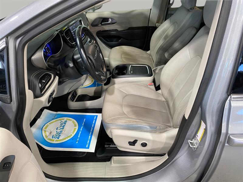 Chrysler Pacifica Touring-L 2021