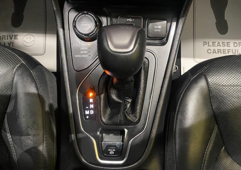 Jeep Cherokee Latitude Lux 4WD 2021