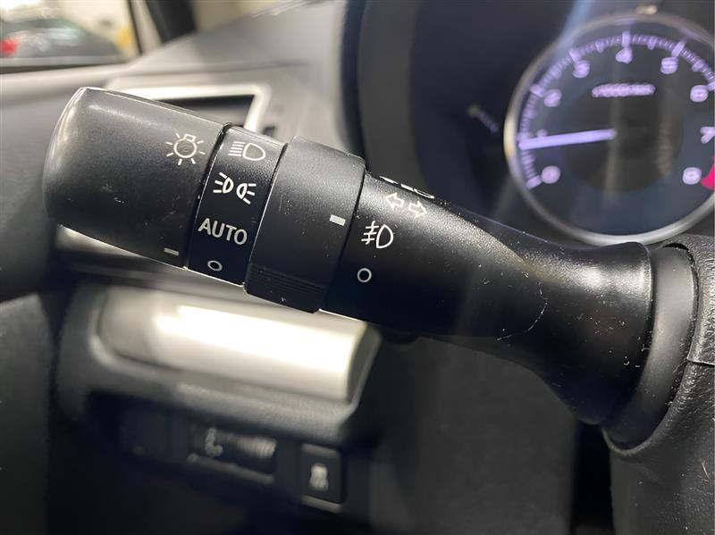 Subaru Impreza 2.0i Sport Limited PZEV 5-Door 2015