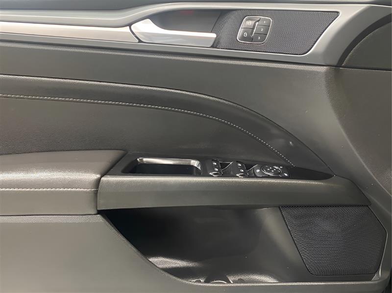 Ford Fusion Titanium AWD 2014