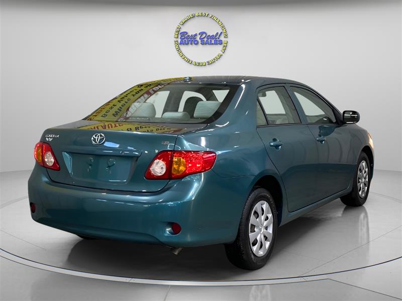 Toyota Corolla LE 4-Speed AT 2010