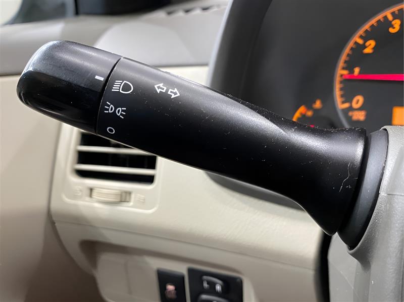 Toyota Corolla LE 4-Speed AT 2010