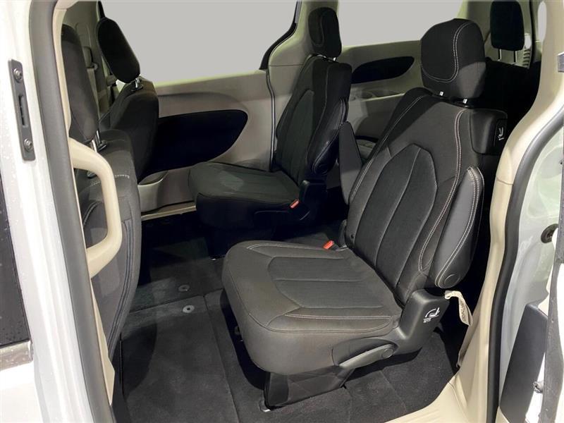 Chrysler Voyager LX 2022