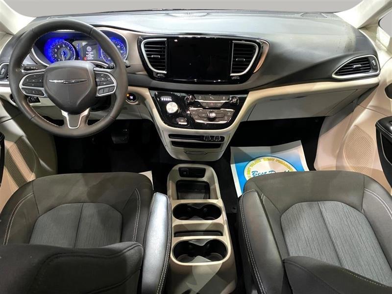 Chrysler Voyager LX 2022