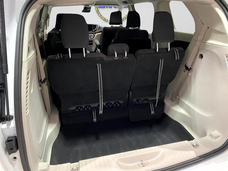 Chrysler Voyager LX 2022