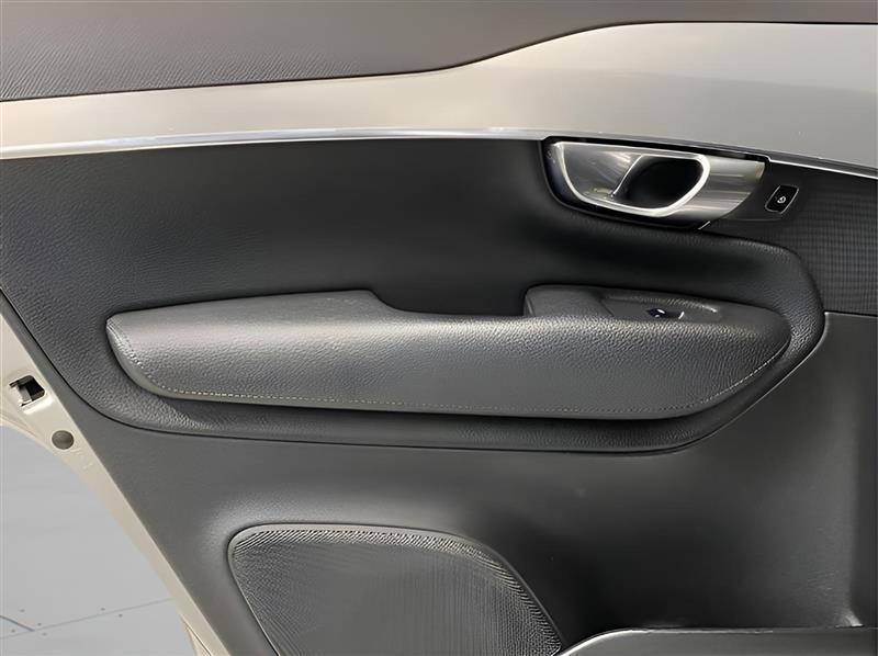 Volvo XC90 T6 Momentum AWD 2018