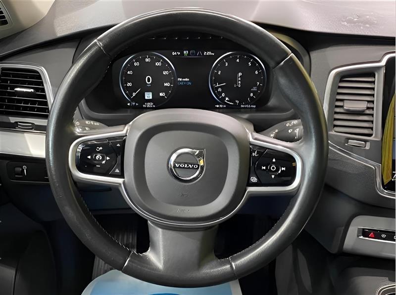 Volvo XC90 T6 Momentum AWD 2018