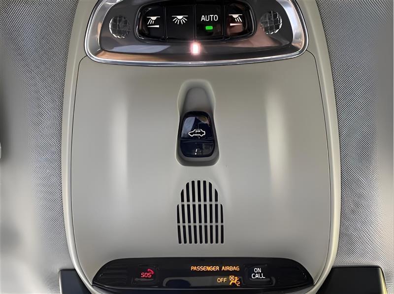 Volvo XC90 T6 Momentum AWD 2018