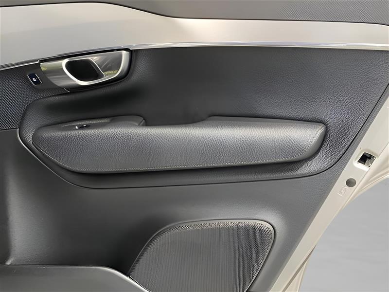 Volvo XC90 T6 Momentum AWD 2018