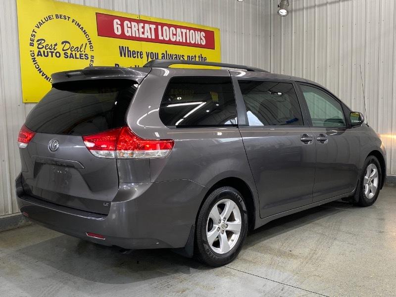 Toyota Sienna LE FWD 8-Passenger V6 2014