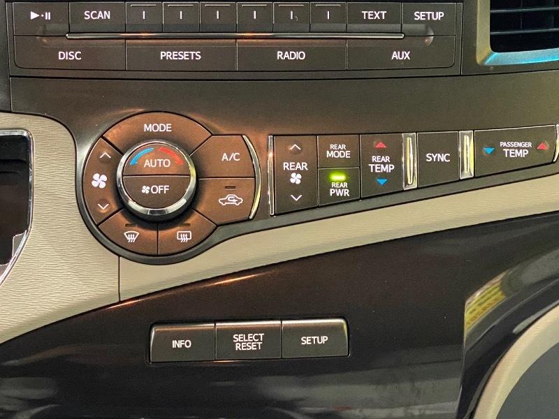 Toyota Sienna LE FWD 8-Passenger V6 2014