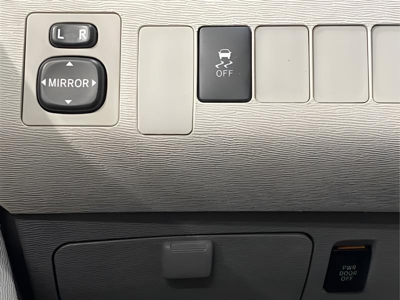 Toyota Sienna LE FWD 8-Passenger V6 2014