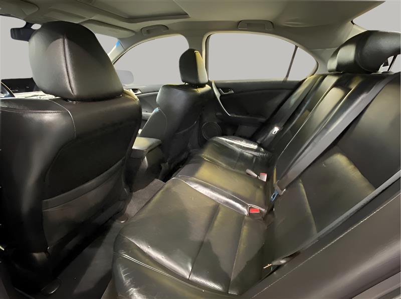 Acura TSX 5-speed AT 2010