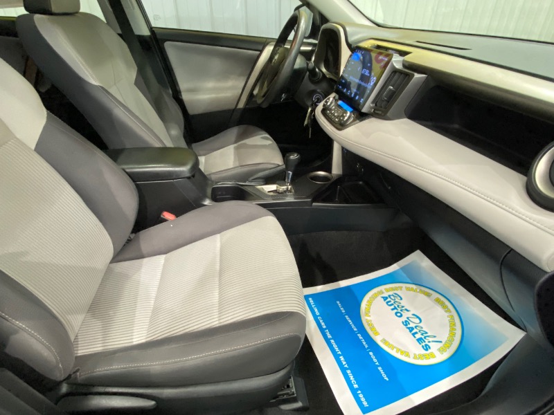 Toyota RAV4 XLE AWD 2015