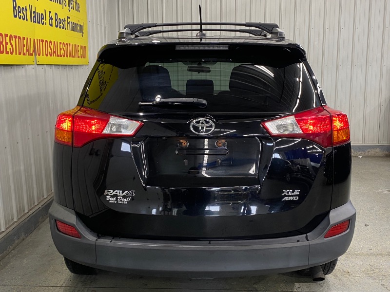 Toyota RAV4 XLE AWD 2015