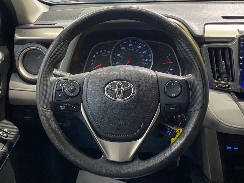 Toyota RAV4 XLE AWD 2015