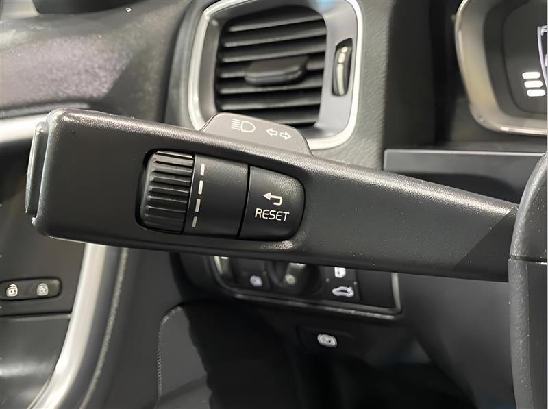 Volvo V60 T5 Premier AWD 2016