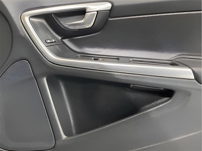 Volvo V60 T5 Premier AWD 2016