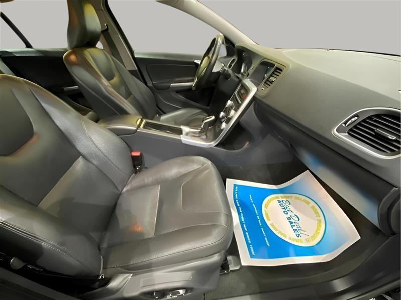 Volvo V60 T5 Premier AWD 2016
