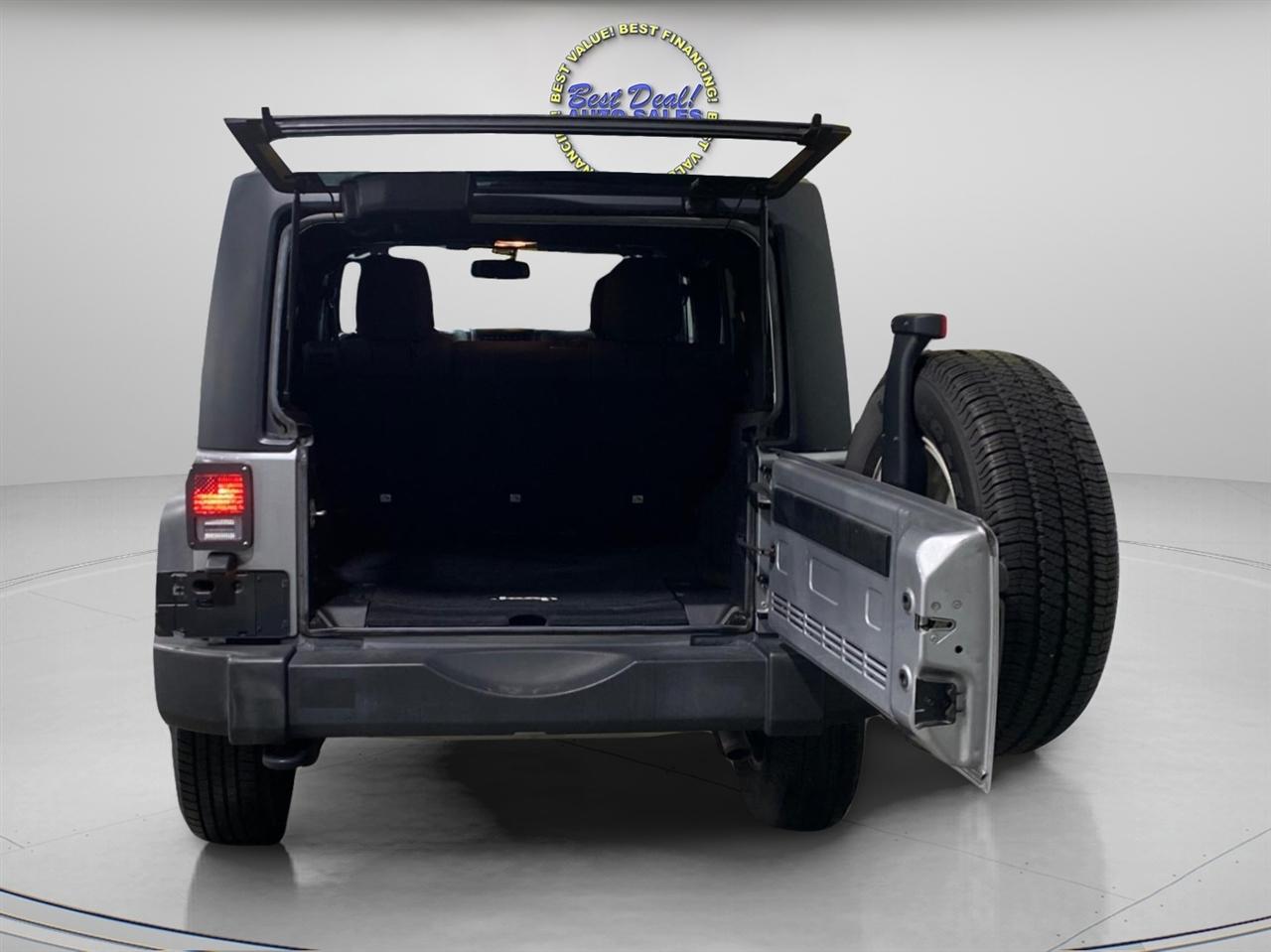 Jeep Wrangler Unlimited Sport 4WD 2015