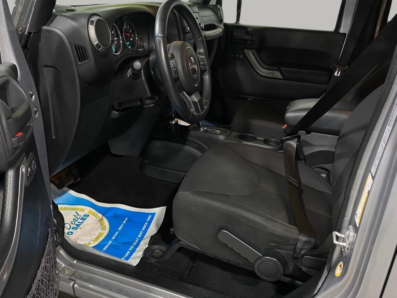 Jeep Wrangler Unlimited Sport 4WD 2015