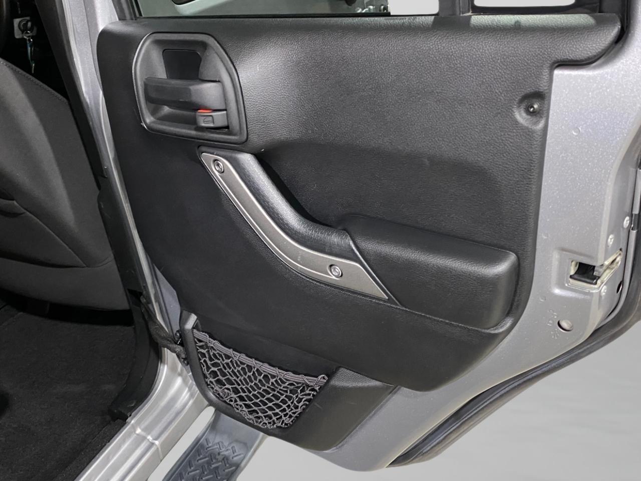 Jeep Wrangler Unlimited Sport 4WD 2015