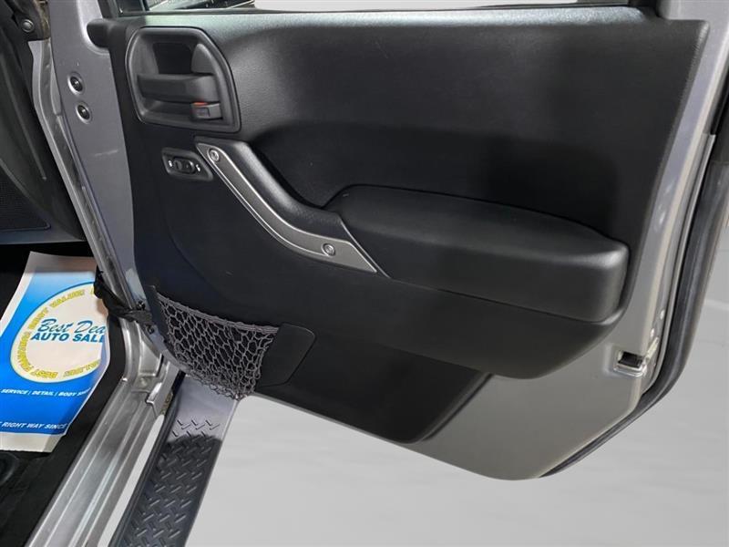 Jeep Wrangler Unlimited Sport 4WD 2015